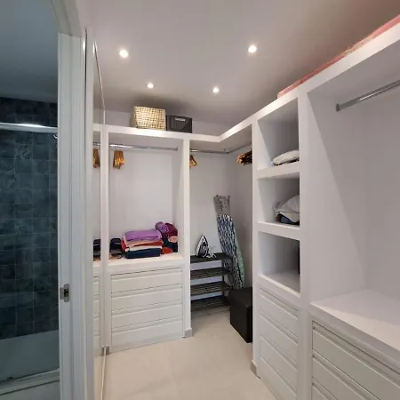 Apartman Newly Reformed 2 Bedroom In The Center Of Cristianos