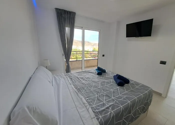 Appartement Newly Reformed 2 Bedroom In The Center Of Cristianos