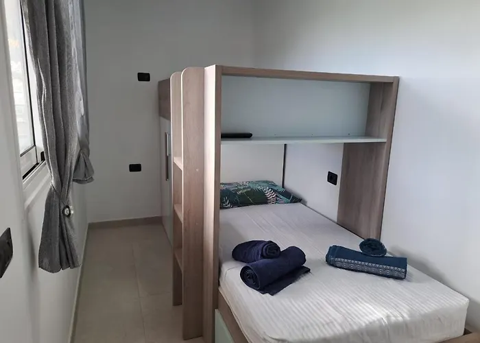 Newly Reformed 2 Bedroom In The Center Of Cristianos