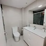 Newly Reformed 2 Bedroom In The Center Of Cristianos Lägenhet