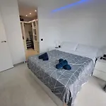 Lägenhet Newly Reformed 2 Bedroom In The Center Of Cristianos Los Cristianos (Tenerife)