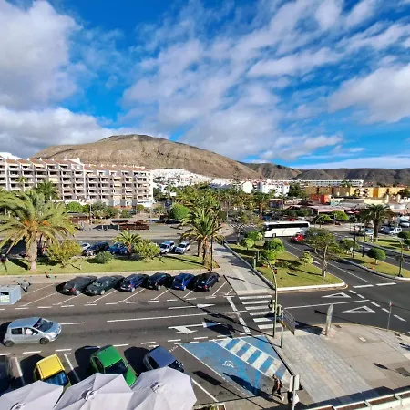 Daire Newly Reformed 2 Bedroom In The Center Of Cristianos *