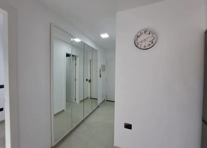 Newly Reformed 2 Bedroom In The Center Of Cristianos Apartament Los Cristianos (Tenerife)